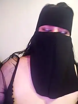 lilyan12 online show from 04/22/26, 12:02