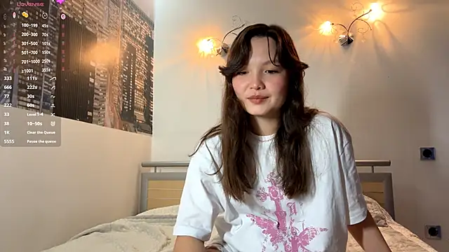 KiraVelvet online show from 09/09/25, 09:31