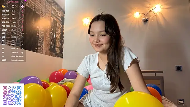 KiraVelvet online show from 09/12/25, 09:42