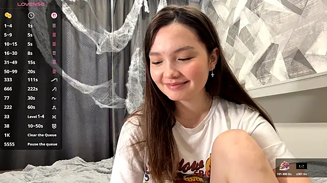 KiraVelvet online show from 11/02/25, 09:11