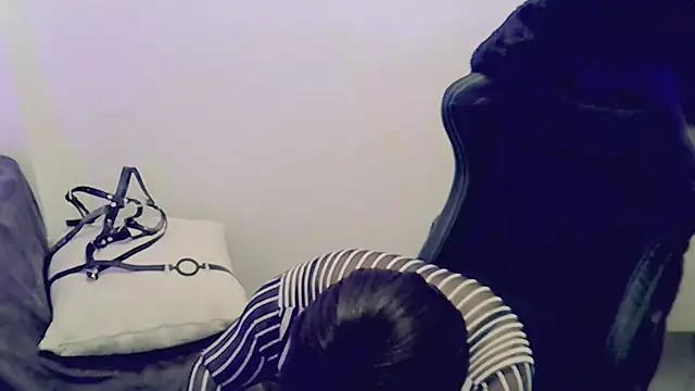 Snapshot of Morgane818181 chatting on 03/14/26, 02:50 Morgane818181 online show from 03/14/26, 02:50