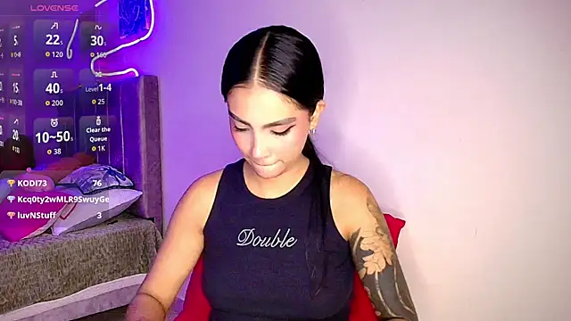 Snapshot of mia_yireth chatting on 05/07/26, 11:32 mia yireth online show from 05/07/26, 11:32