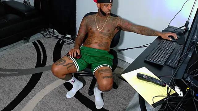 SLANGONDEMHOES online show from 11/22/25, 08:08