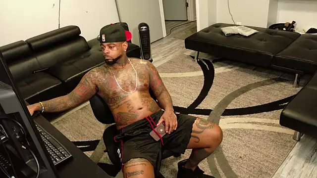 SLANGONDEMHOES online show from 03/24/26, 06:18