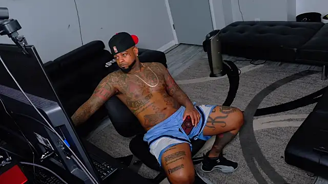 SLANGONDEMHOES online show from 04/09/26, 07:52