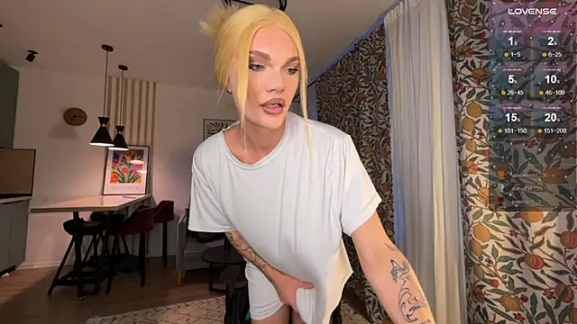 my-muse online show from 10/17/25, 01:46