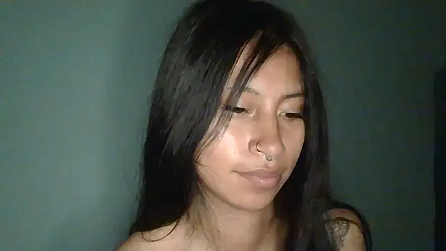 Pocahontas tw online show from 12/04/25, 01:04