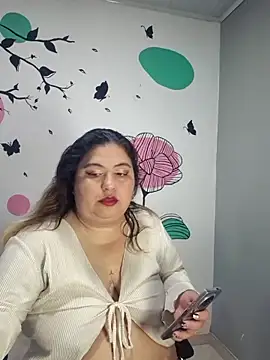 curvy diva  online show from 09/27/25, 11:48