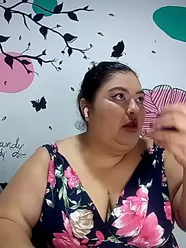 curvy diva  online show from 10/03/25, 11:29