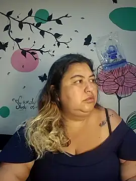 curvy diva  online show from 10/18/25, 11:11