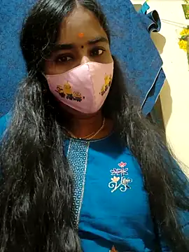 Snapshot of mini-queen chatting on 02/19/26, 08:43 mini-queen online show from 02/19/26, 08:43