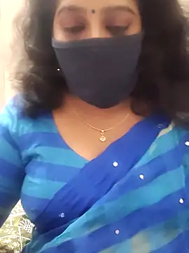 saritha29 online show from 10/17/25, 04:53
