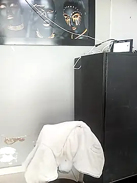 snow belle online show from 01/08/26, 03:03