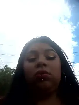 snow belle online show from 01/11/26, 03:06