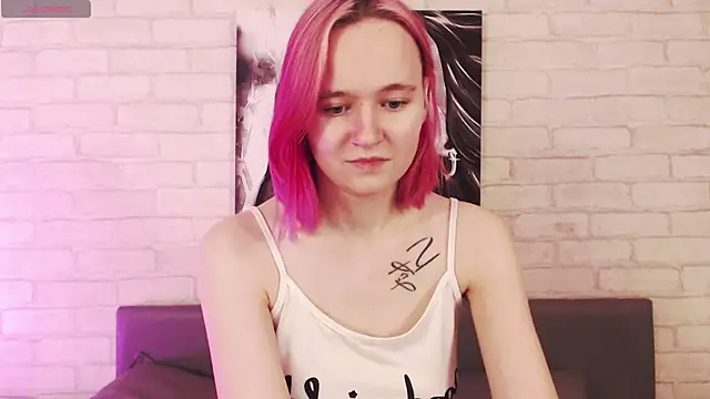 Snapshot of Ericha_Stone chatting on 10/07/25, 08:11 Ericha Stone online show from 10/07/25, 08:11