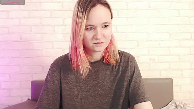 Ericha Stone online show from 03/05/26, 01:23