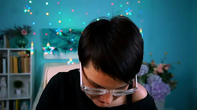 LauraDavidsons online show from 02/28/26, 05:47