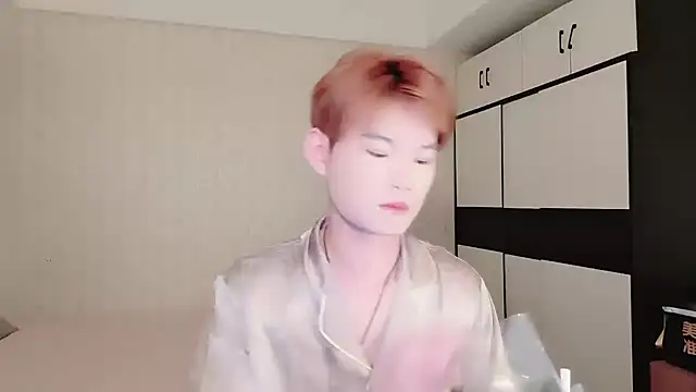 Snapshot of Dancer03 chatting on 09/16/25, 01:12 Dancer03 online show from 09/16/25, 01:12