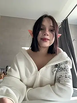 YourLittleDevil online show from 05/29/26, 06:55