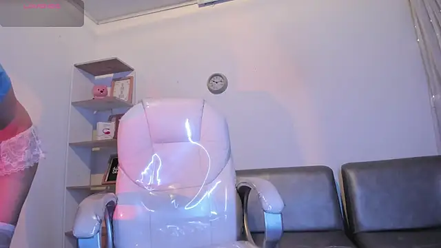 Angeel of lust online show from 10/28/25, 04:27