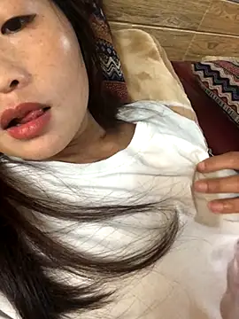 Snapshot of LiLy-0477 chatting on 10/12/25, 09:30 LiLy-0477 online show from 10/12/25, 09:30