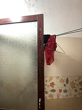 Snapshot of LiLy-0477 chatting on 10/16/25, 07:42 LiLy-0477 online show from 10/16/25, 07:42