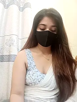 midnightmuse-03 online show from 10/26/25, 07:09