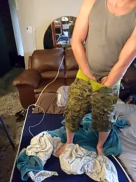 Bigloafy1 online show from 09/13/25, 04:29