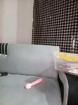 Alisson Morgann online show from 11/09/25, 03:16