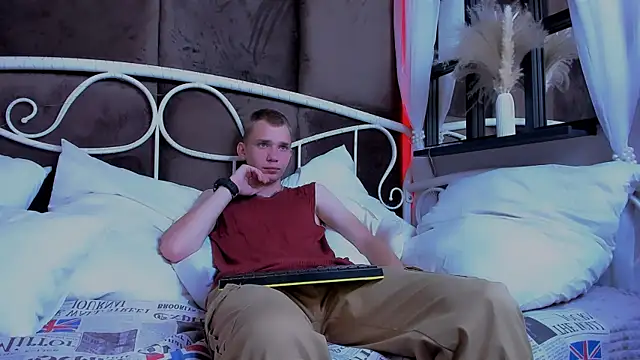 TimBlaks online show from 09/15/25, 03:45