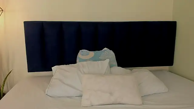 sophieturner mg online show from 03/09/26, 07:07