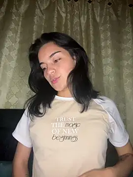 Snapshot of blinkiii_ chatting on 09/26/25, 01:53 blinkiii online show from 09/26/25, 01:53