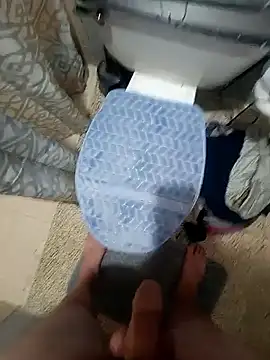 Snapshot of Frnlove521 chatting on 09/14/25, 07:18 Frnlove521 online show from 09/14/25, 07:18