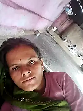 Snapshot of Sapna_meena chatting on 10/07/25, 04:42 Sapna meena online show from 10/07/25, 04:42