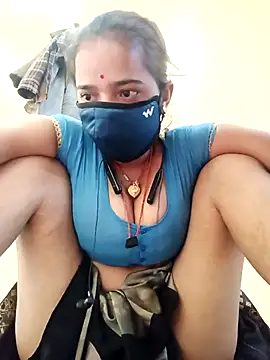 malteejat online show from 09/23/25, 02:14