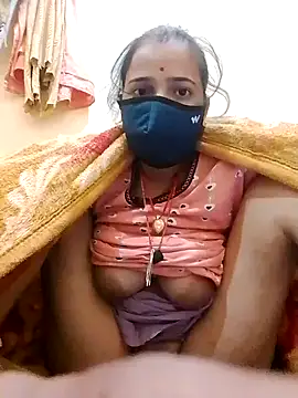 malteejat online show from 11/06/25, 06:42