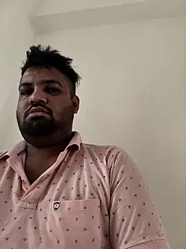 vinay smalldick online show from 05/12/26, 01:47