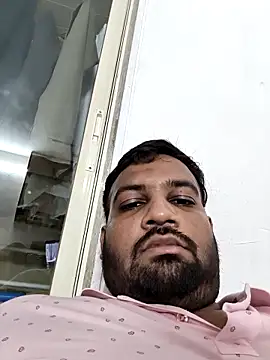 vinay smalldick online show from 05/19/26, 02:45