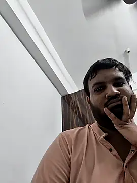 Snapshot of vinay_smalldick chatting on 06/19/26, 02:32 vinay smalldick online show from 06/19/26, 02:32