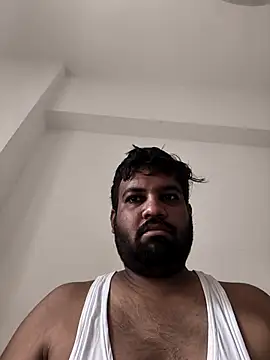 Snapshot of vinay_smalldick chatting on 06/30/26, 03:51 vinay smalldick online show from 06/30/26, 03:51