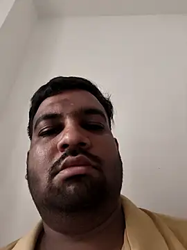 Snapshot of vinay_smalldick chatting on 07/09/26, 03:32 vinay smalldick online show from 07/09/26, 03:32