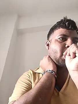 Snapshot of vinay_smalldick chatting on 07/14/26, 01:41 vinay smalldick online show from 07/14/26, 01:41