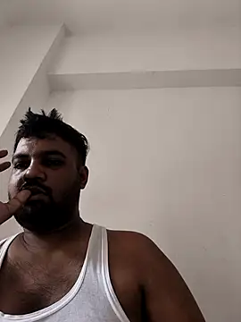 Snapshot of vinay_smalldick chatting on 07/16/26, 03:45 vinay smalldick online show from 07/16/26, 03:45