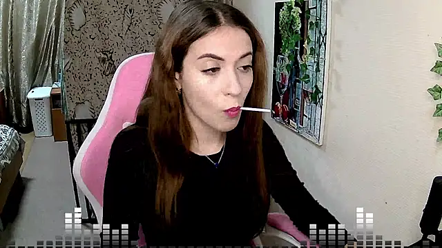 mona fly online show from 09/26/25, 04:00