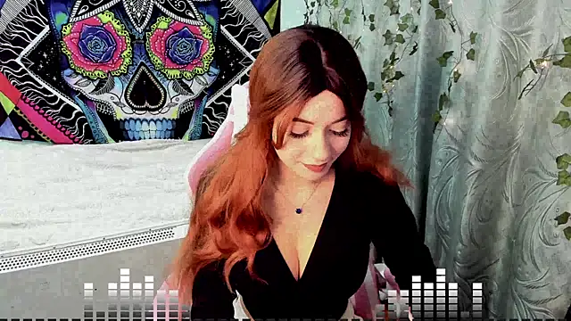 mona fly online show from 10/12/25, 03:22