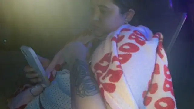 Snapshot of Prill940 chatting on 11/19/25, 07:36 Prill940 online show from 11/19/25, 07:36