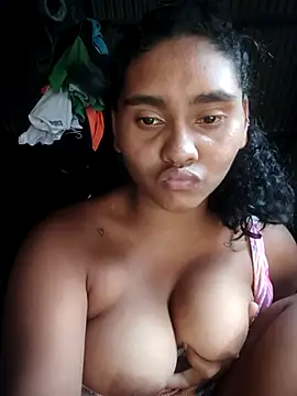 Lucy-Ferr online show from 10/01/25, 07:42