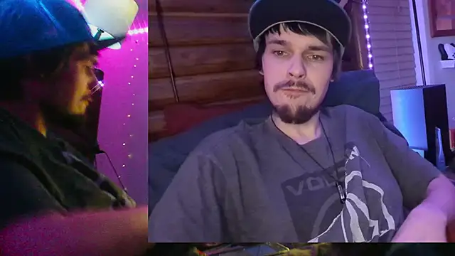 Snapshot of j_ray95 chatting on 11/02/25, 07:00 j ray95 online show from 11/02/25, 07:00