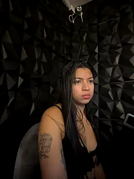 lil charme online show from 10/29/25, 06:53