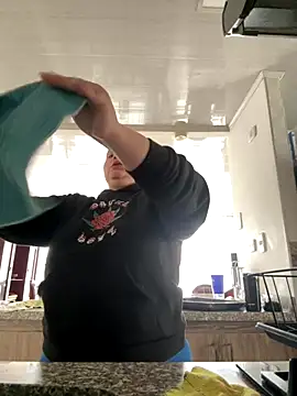 PortuPAWG online show from 11/18/25, 07:18